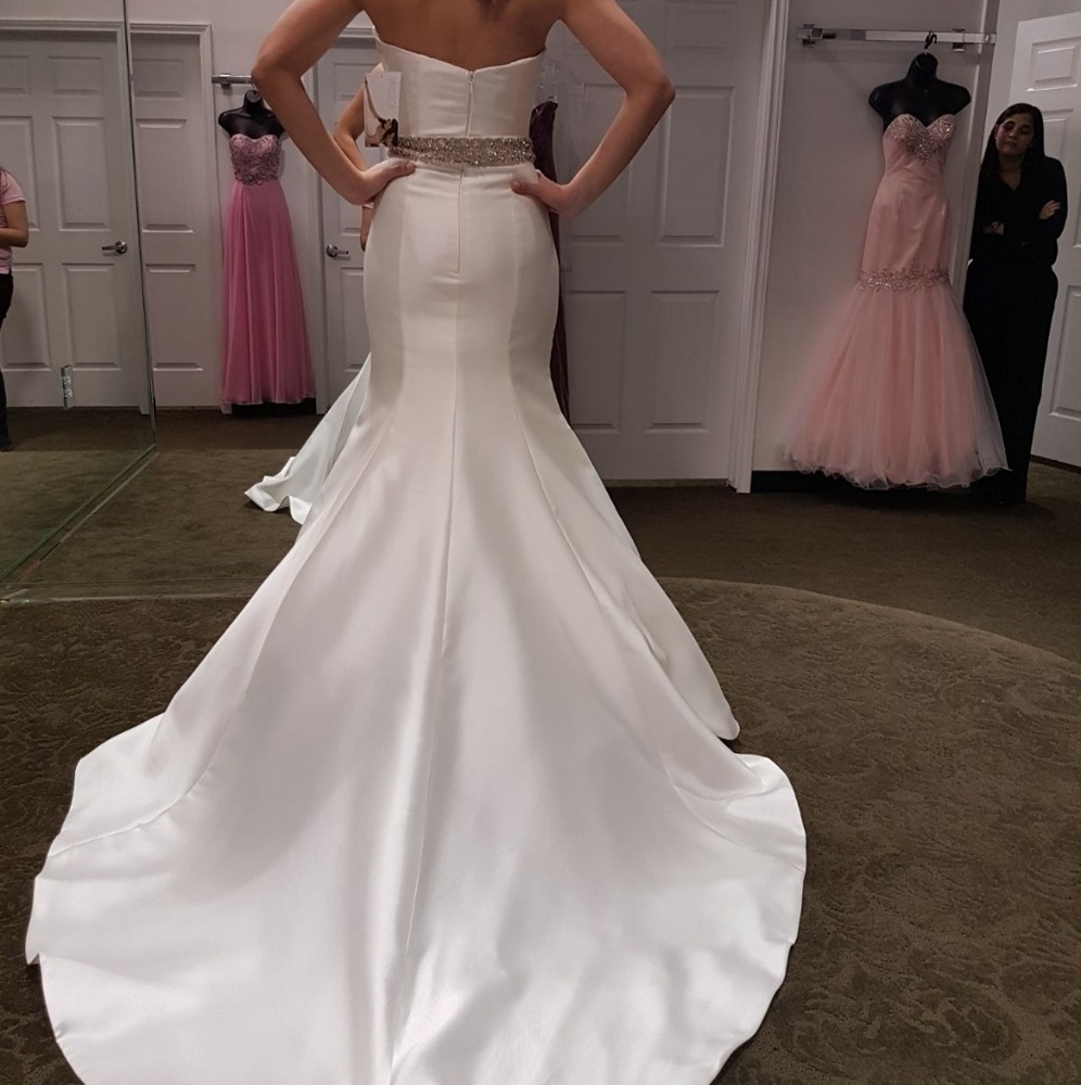 Wedding dress